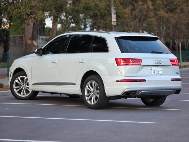 Used 2017 Audi Q7 3.0T Premium AWD/4WD image 22