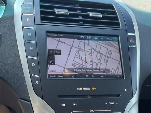Used 2013 Lincoln MKZ FWD image 62