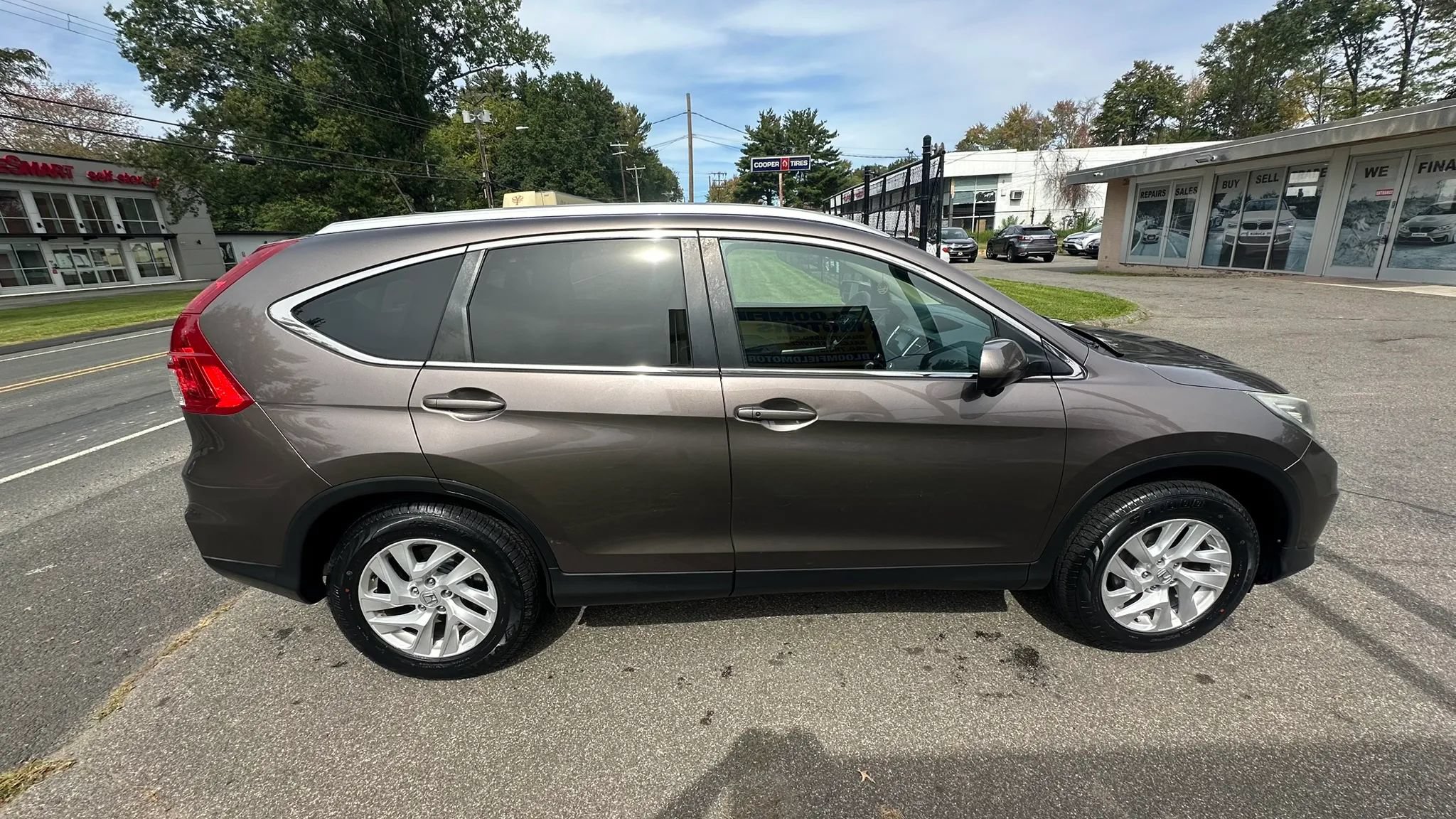 Used 2015 Honda CR-V EX-L image 4
