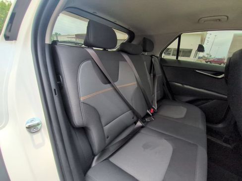 Used 2025 Kia Niro LX FWD image 29