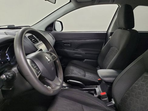 Used 2020 Mitsubishi Outlander Sport SE AWD/4WD image 17