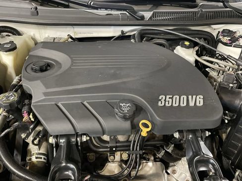 Used 2010 Chevrolet Impala LT w/ Luxury Edition Package FWD image 25