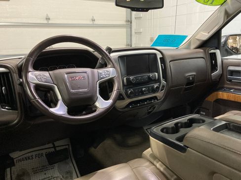 Used 2018 GMC Sierra 1500 SLT w/ SLT Premium Package image 19