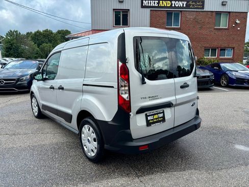 Used 2022 Ford Transit Connect XL FWD image 8