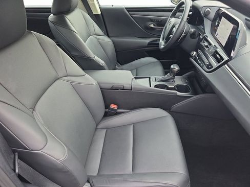 Used 2023 Lexus ES 350 w/ Premium Package image 10