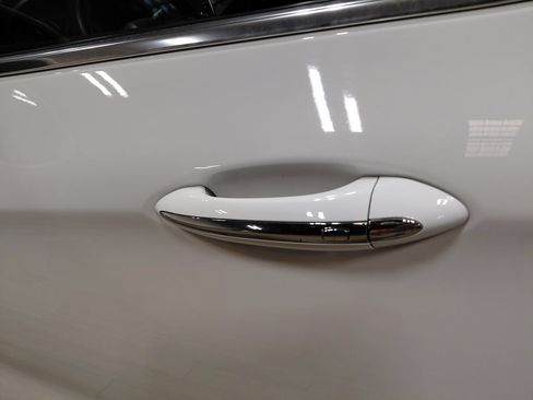 Used 2020 Buick Envision Essence FWD image 20