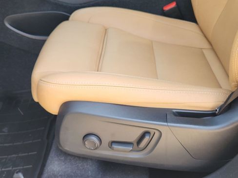 Used 2021 Volvo XC40 T4 Inscription w/ Advanced Package FWD image 23