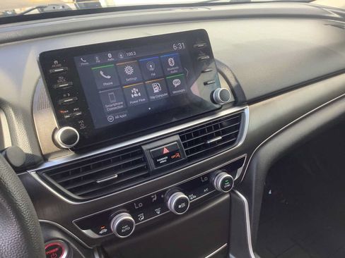 Used 2021 Honda Accord Hybrid image 17