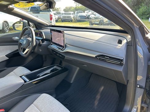 Certified 2025 Volkswagen ID.4 Pro image 35