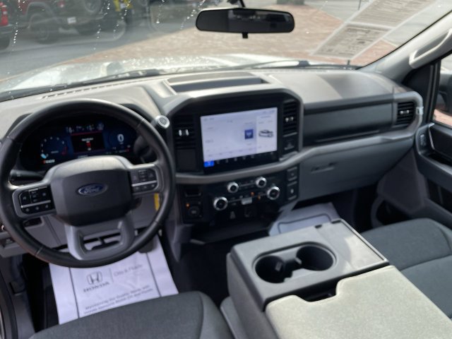 Used 2025 Ford F150 XLT w/ Equipment Group 301A Standard AWD/4WD image 17