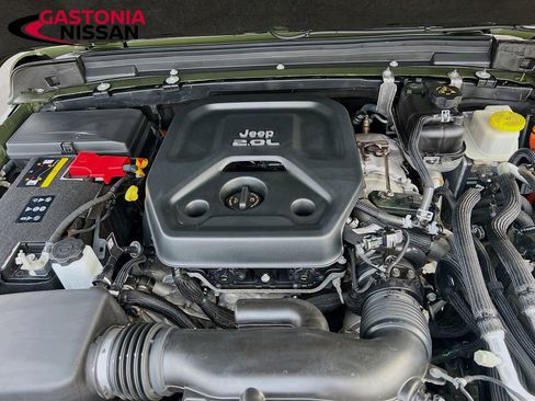 Used 2021 Jeep Wrangler Unlimited Sahara w/ Cold Weather Group image 40