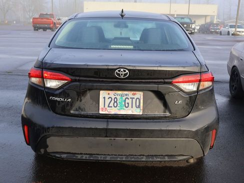 Used 2020 Toyota Corolla LE image 5