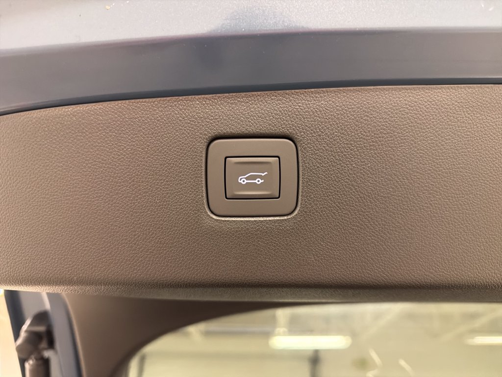 New 2026 Buick Envista Sport Touring w/ Convenience I Package FWD image 17
