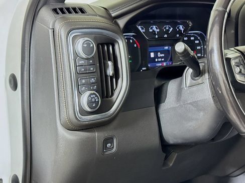 Used 2019 GMC Sierra 1500 AT4 w/ AT4 Premium Package AWD/4WD image 8