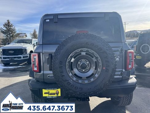 New 2025 Ford Bronco Badlands image 4