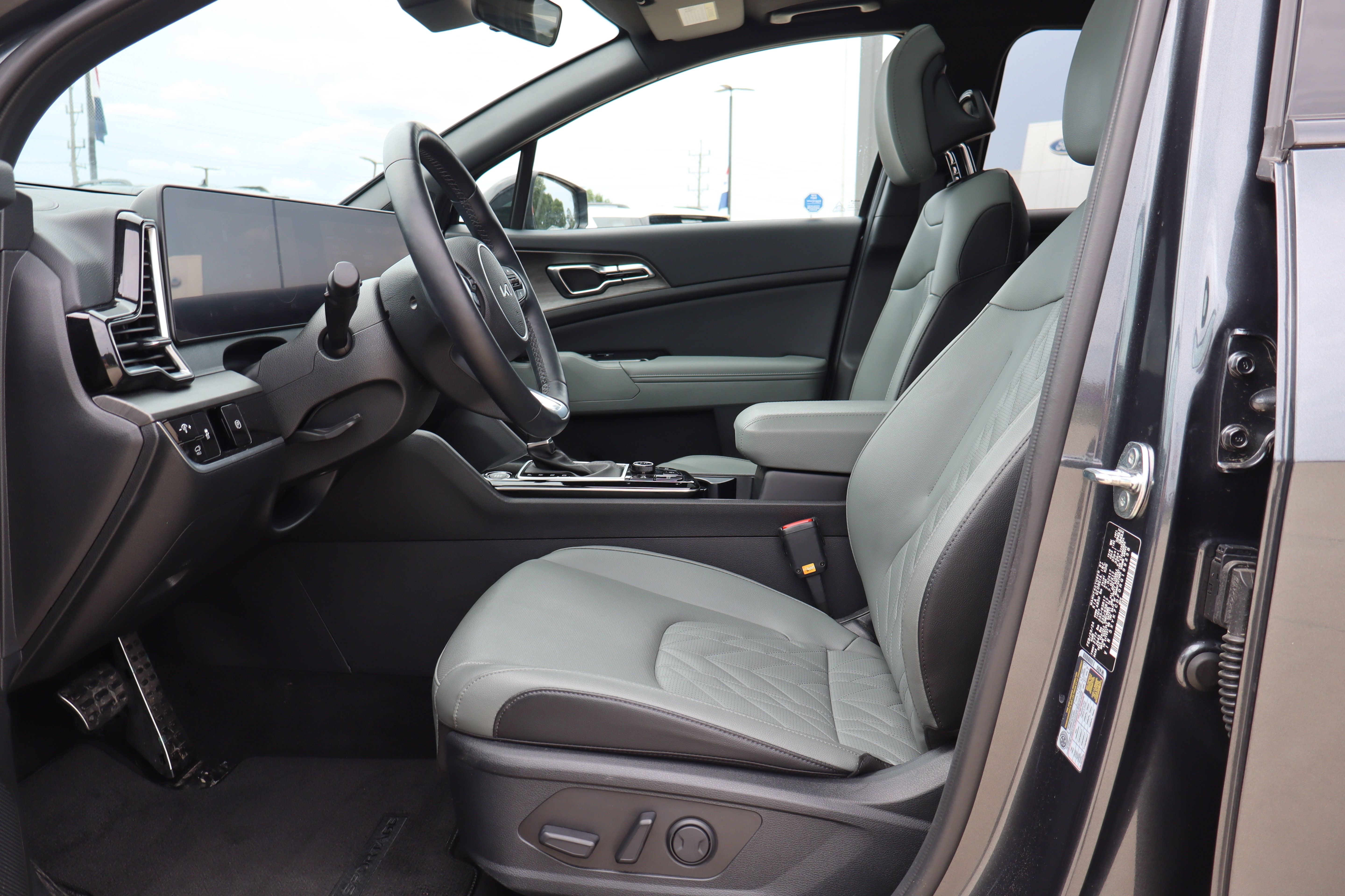 Used 2024 Kia Sportage X-Pro AWD/4WD image 9
