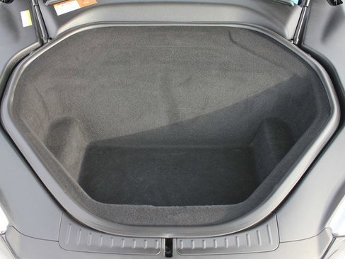 Used 2016 Tesla Model S P90D image 36