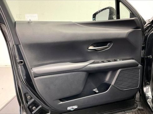 Used 2019 Lexus UX 200 F Sport image 25