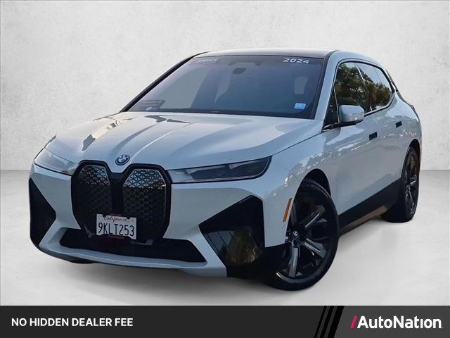 Certified 2024 BMW iX xDrive50 w/ Premium Package AWD/4WD image 1