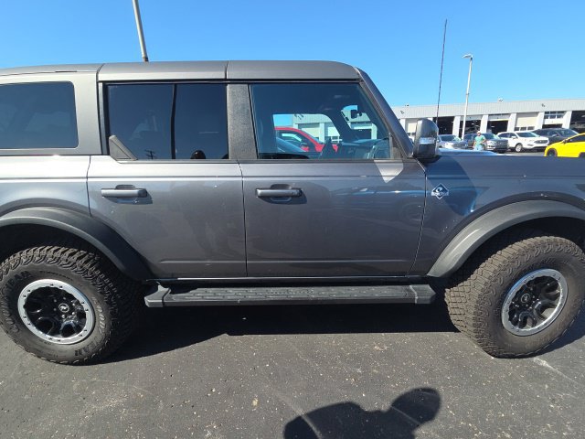 Certified 2023 Ford Bronco Outer Banks w/ Sasquatch Package AWD/4WD image 4