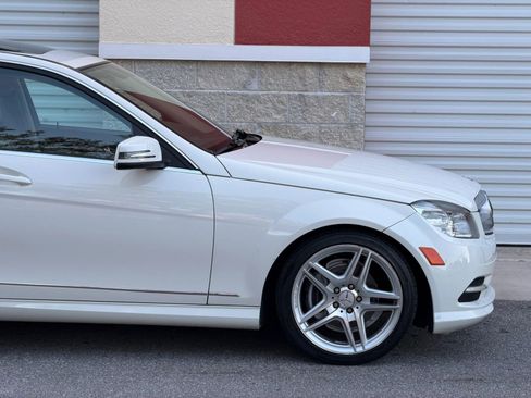 Used 2011 Mercedes-Benz C 300 Sedan image 18