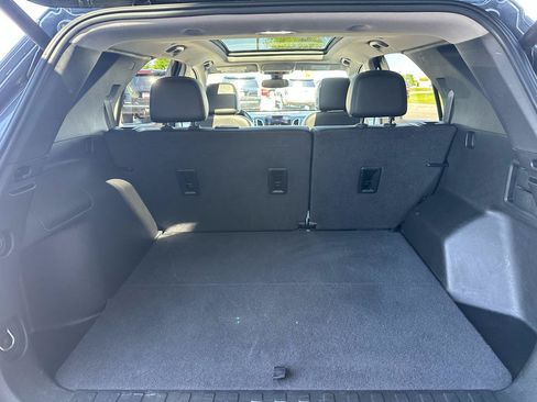 Used 2021 Chevrolet Equinox Premier AWD/4WD image 17