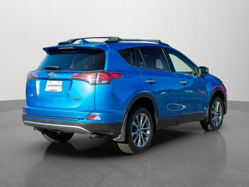 Used 2018 Toyota RAV4 Limited AWD/4WD image 7
