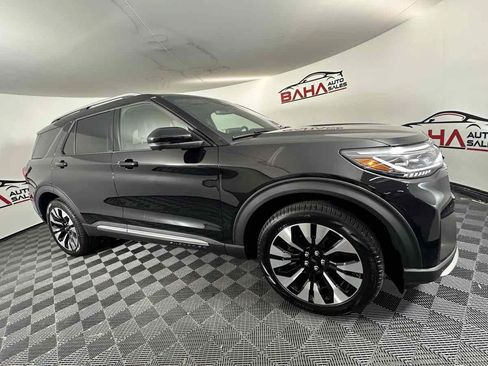 Used 2026 Ford Explorer Platinum w/ LUX Leather Package AWD/4WD image 12