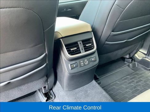 Used 2025 Subaru Outback Limited AWD/4WD image 20