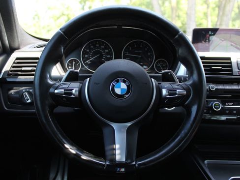 Used 2016 BMW 328i xDrive Sedan AWD/4WD image 15