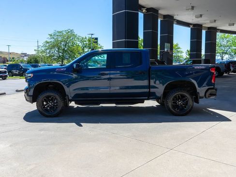 Used 2022 Chevrolet Silverado 1500 LT Trail Boss w/ Safety Package AWD/4WD image 4