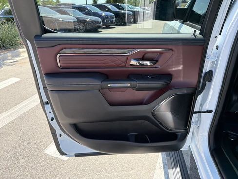 Used 2025 RAM 1500 Limited AWD/4WD image 36