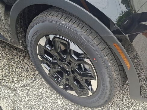 New 2026 Kia Sorento S w/ S Panoramic Sunroof Package image 4