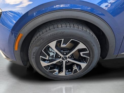Certified 2023 Kia Sportage EX image 13