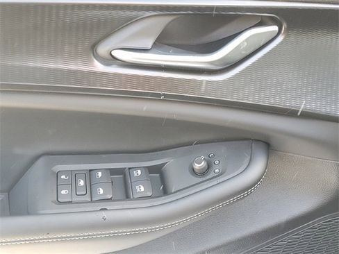 New 2025 Jeep Grand Cherokee L Altitude image 18