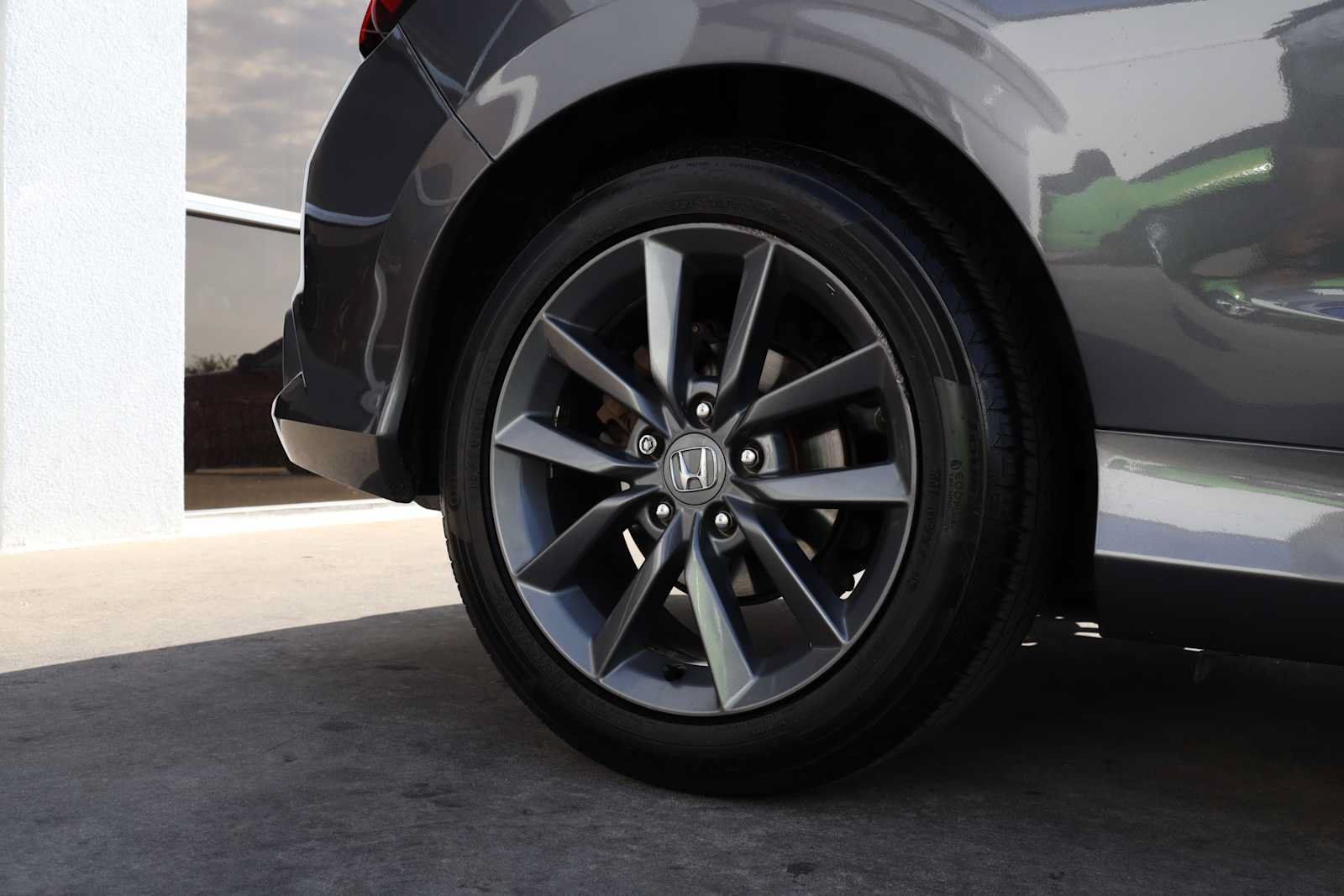 Used 2019 Honda Civic EX image 48