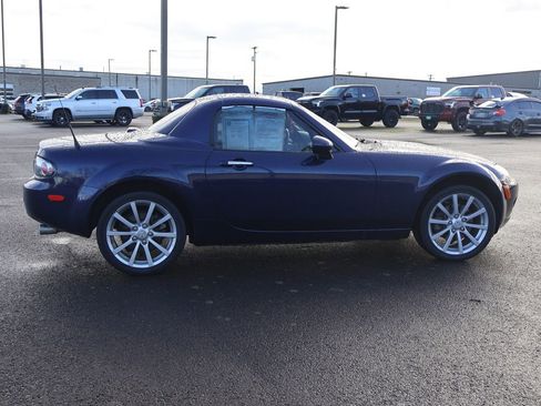 Used 2008 MAZDA MX-5 Miata Grand Touring w/ Premium Pkg image 7