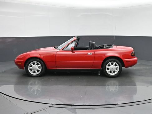 Used 1990 MAZDA MX-5 Miata RWD image 4
