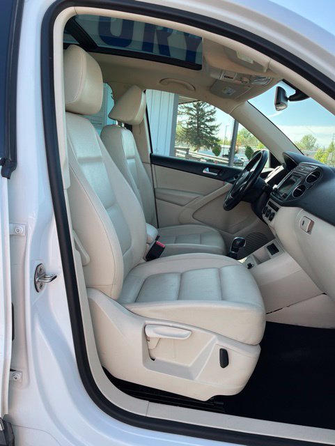 Used 2017 Volkswagen Tiguan Wolfsburg Edition FWD image 32
