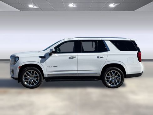 Used 2022 GMC Yukon SLT image 2
