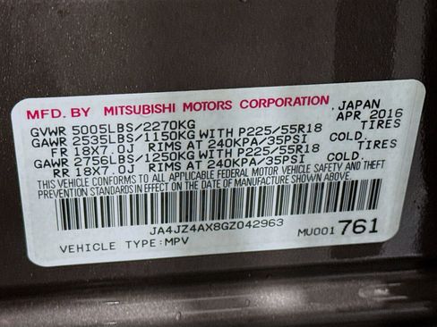 Used 2016 Mitsubishi Outlander GT image 38