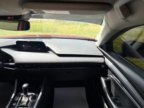 Used 2025 MAZDA MAZDA3 s FWD image 33