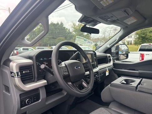 New 2026 Ford F350 XL image 25
