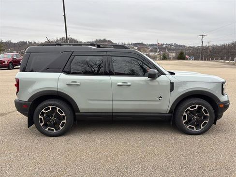 Certified 2021 Ford Bronco Sport Outer Banks w/ Outer Banks Package image 5