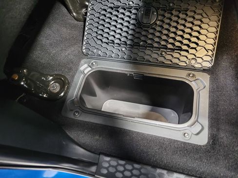 Used 2018 RAM 1500 Sport w/ Hydro Blue Sport Package image 35