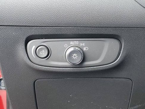 Certified 2024 Buick Encore GX Preferred FWD image 7