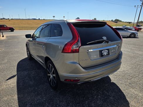 Used 2015 Volvo XC60 T5 Premier w/ Proximity Package image 5