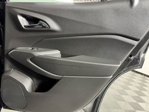 Used 2024 Chevrolet Trax LS w/ Driver Confidence Package image 40