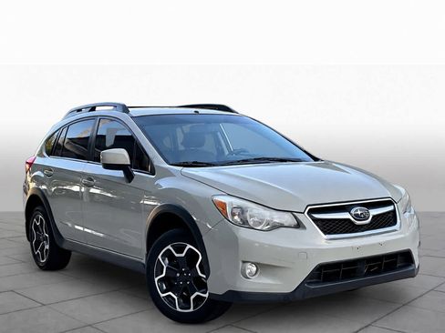 Used 2013 Subaru Crosstrek 2.0i Limited AWD/4WD image 2