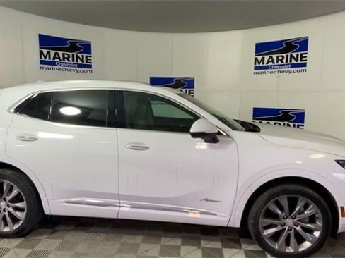 Used 2021 Buick Envision Avenir w/ Technology Package II image 3